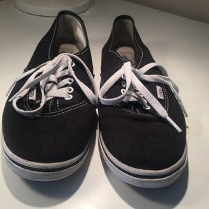 Black Vans size women’s 8